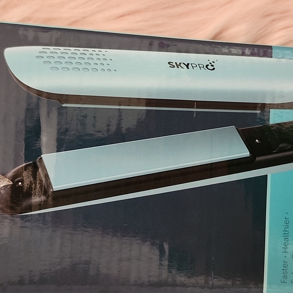 Brand New SKYPRO Professional Ceramic Flat Iron - Picture 4 of 4
